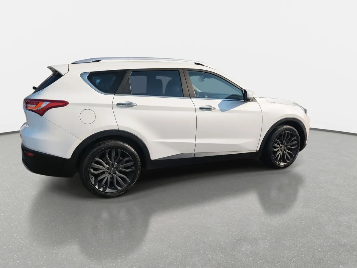 Jetour X70 1.5t Plus 4x2 At 5p año 2022