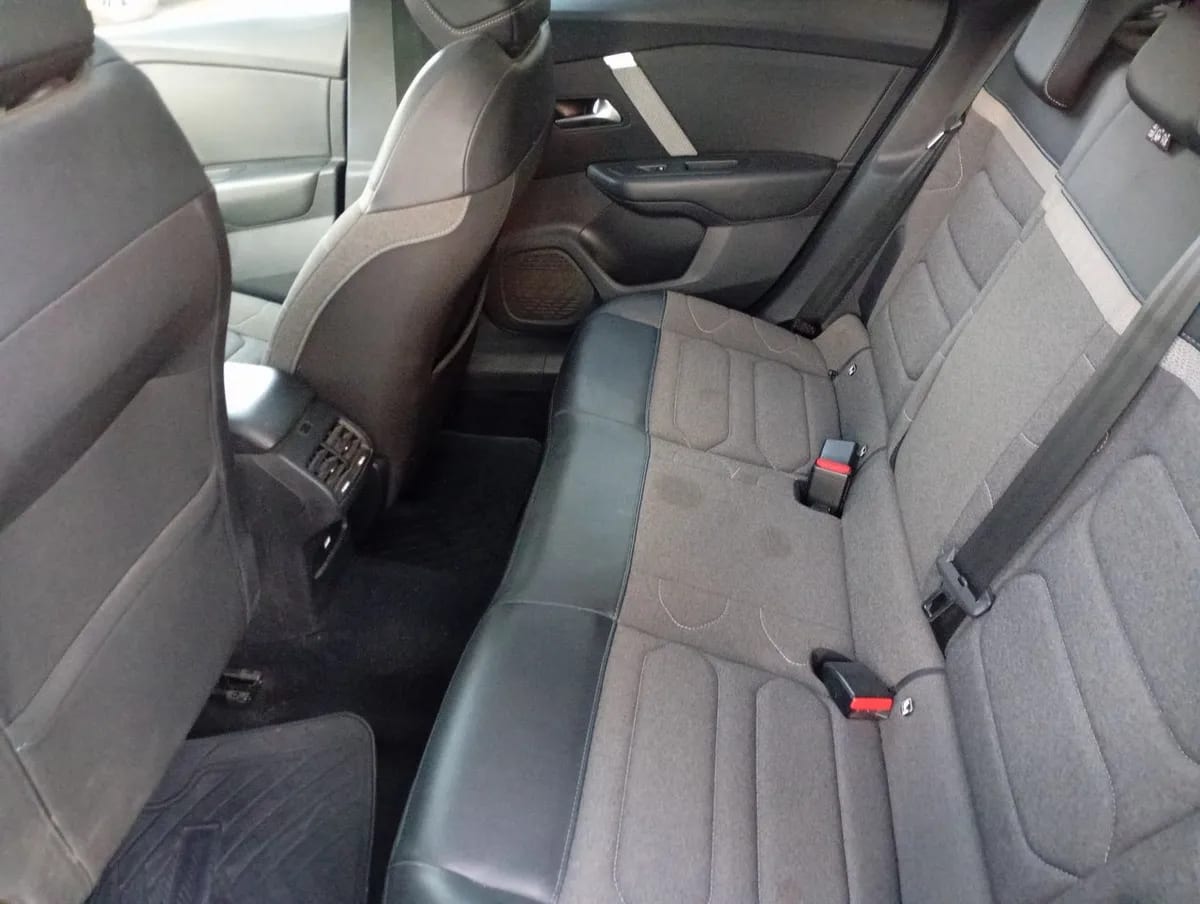 Citroen C4 1.2 Shine Puretech 4x2 130 Ss Eat8 At 5p año 2022