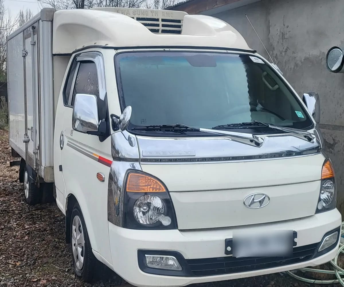 HYUNDAI PORTER 2.5 Crdi Hr Std Cam Ps Elwb Mt Diesel año 2014