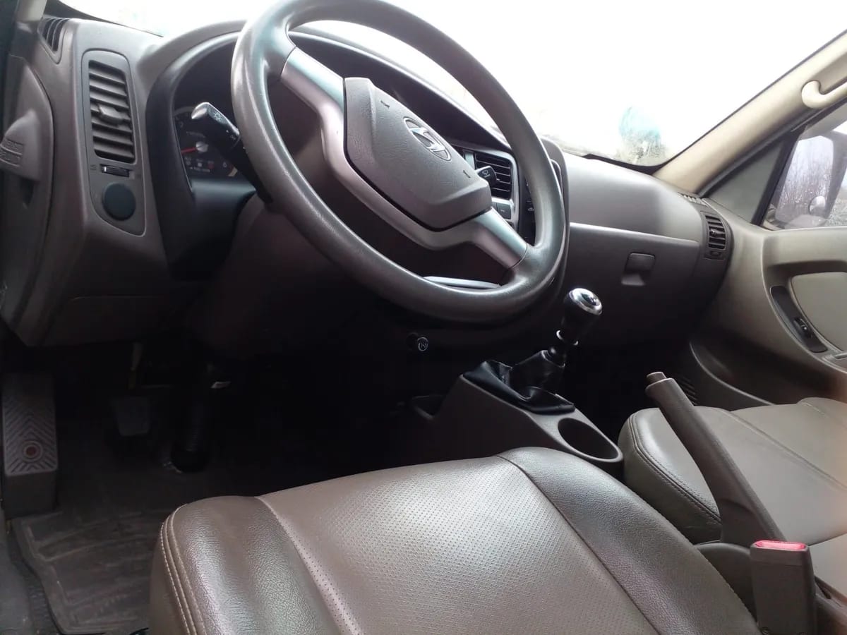 HYUNDAI PORTER 2.5 Crdi Hr Std Cam Ps Elwb Mt Diesel año 2014
