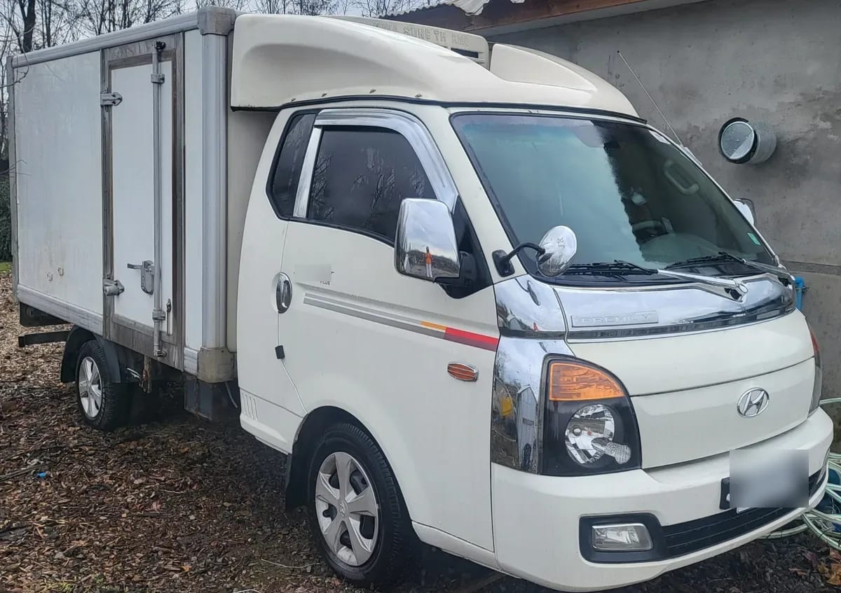 HYUNDAI PORTER 2.5 Crdi Hr Std Cam Ps Elwb Mt Diesel año 2014