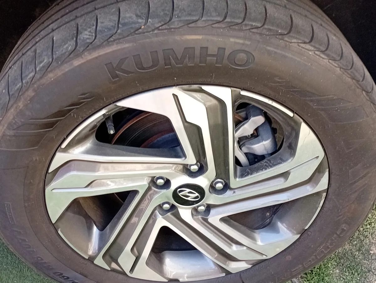 Hyundai Santa Fe 2.5 Value Fl 2wd At 5p año 2024