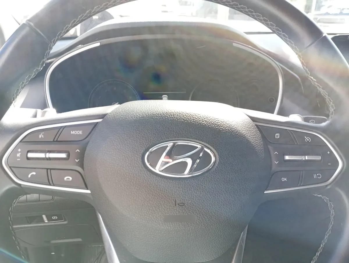 Hyundai Santa Fe 2.5 Value Fl 2wd At 5p año 2024