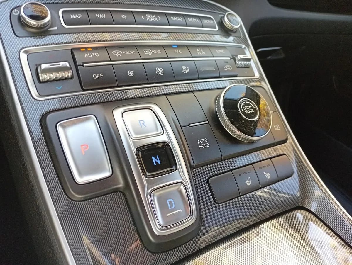 Hyundai Santa Fe 2.5 Value Fl 2wd At 5p año 2024