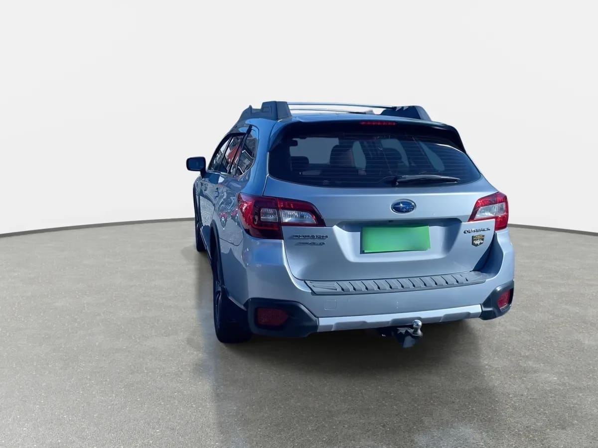 Subaru Outback 2.5i Limited Eyesight Awd Cvt At 5p año 2021