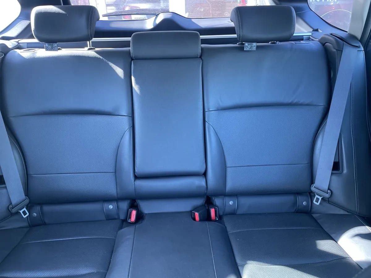 Subaru Outback 2.5i Limited Eyesight Awd Cvt At 5p año 2021