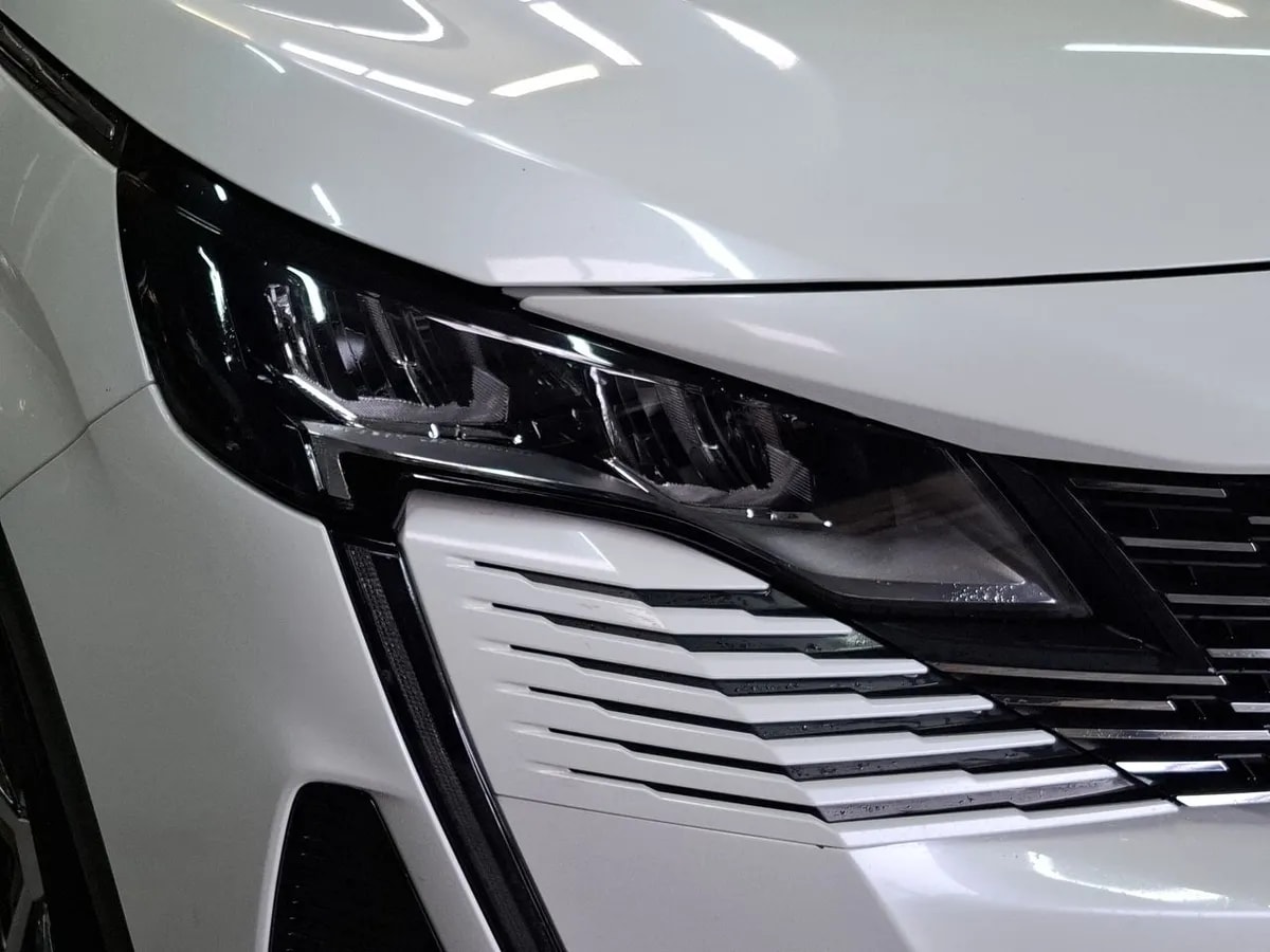 Peugeot 5008 1.5 Allure Pack Bluehdi 4x2 130 Eat8 5p año 2022