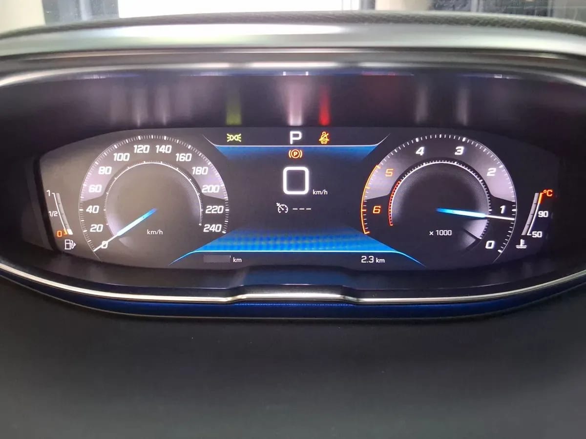 Peugeot 5008 1.5 Allure Pack Bluehdi 4x2 130 Eat8 5p año 2022