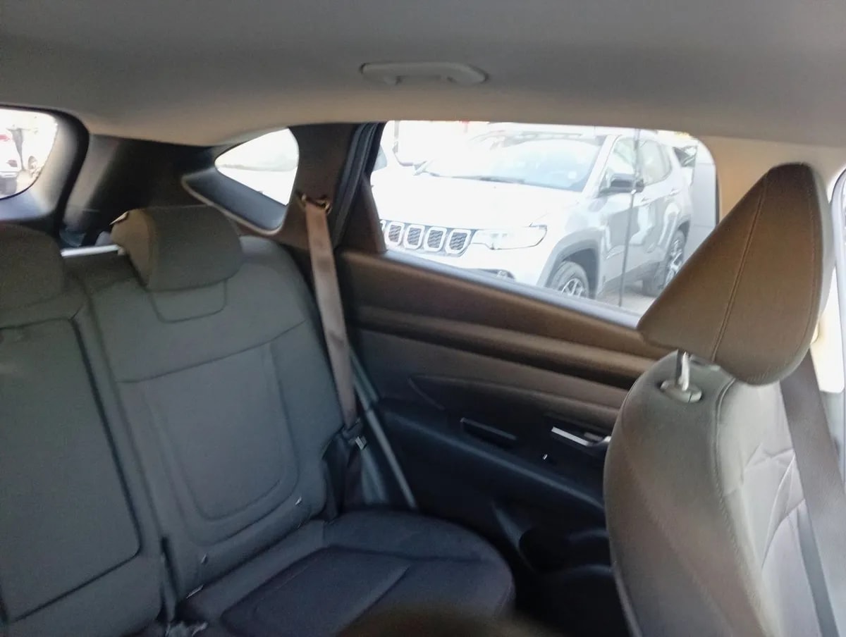 Hyundai Tucson 2.0 Nx4 Plus Fl Diesel 2wd At 5p año 2025