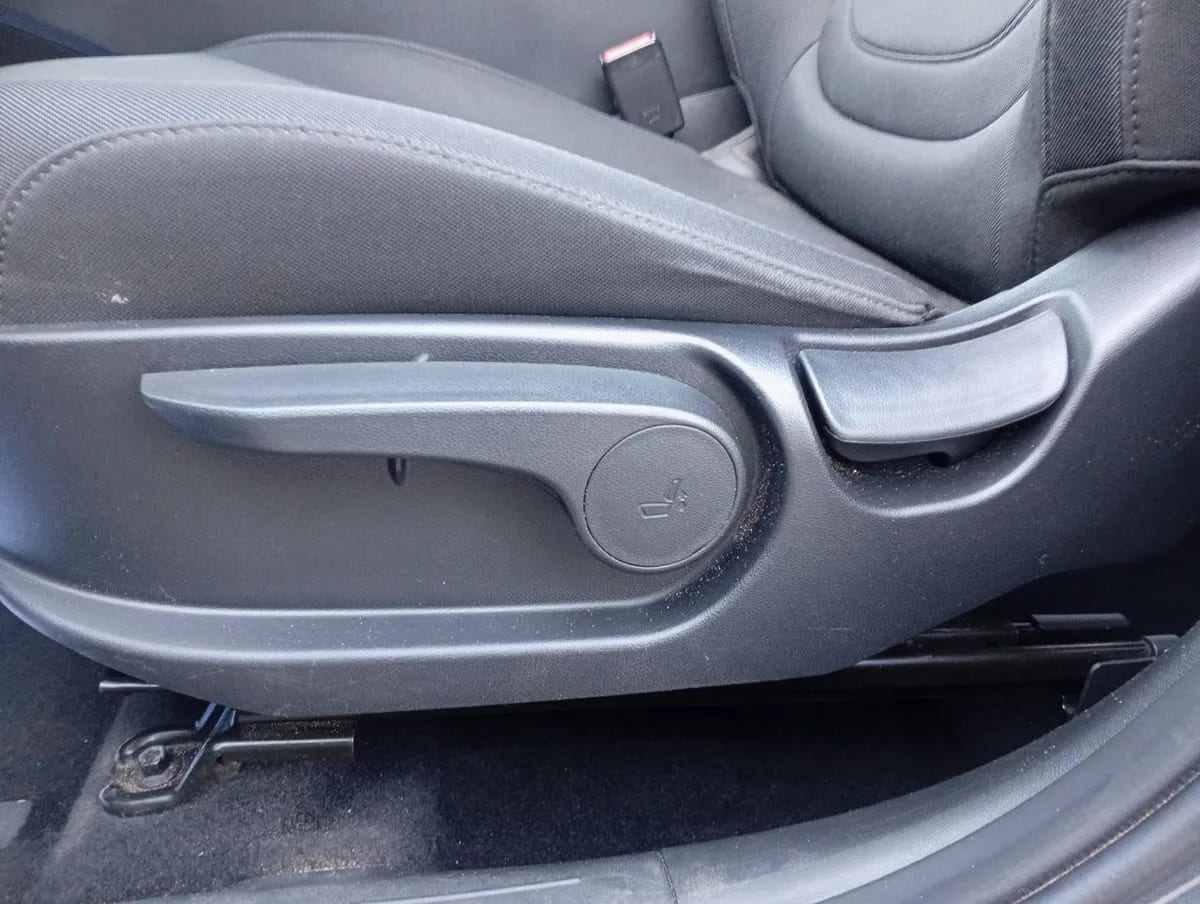 Hyundai Tucson 2.0 Nx4 Plus Fl Diesel 2wd At 5p año 2025