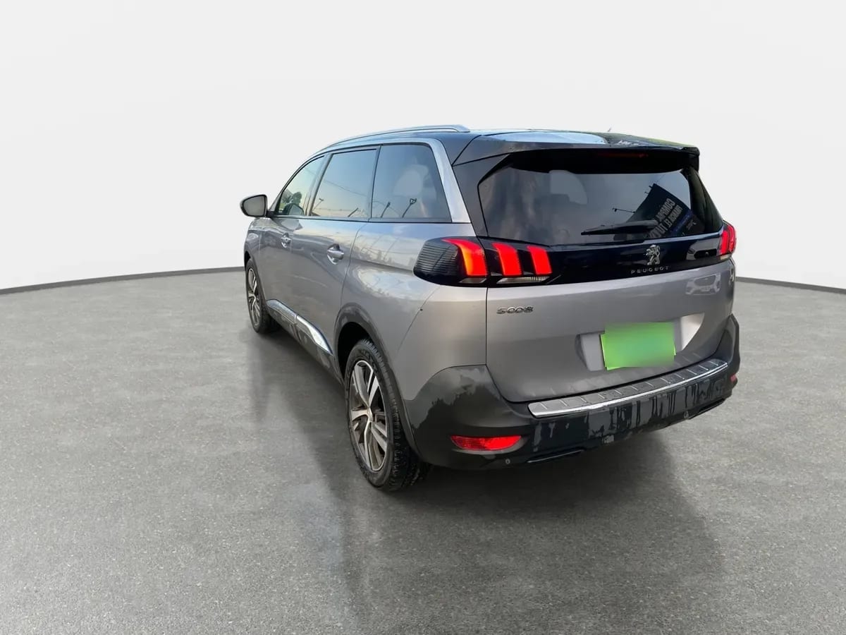 Peugeot 5008 1.5 Allure Bluehdi 4x2 130 Eat8 5p año 2020