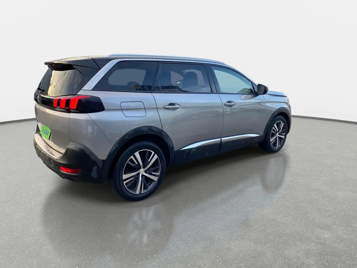 Peugeot 5008 1.5 Allure Bluehdi 4x2 130 Eat8 5p año 2020