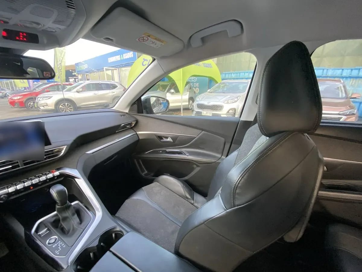 Peugeot 5008 1.5 Allure Bluehdi 4x2 130 Eat8 5p año 2020