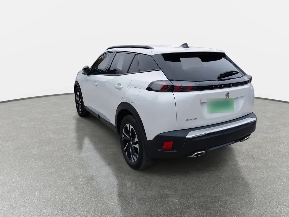 Peugeot 2008 1.2 Active Puretech 130 4x2 Mt 5p año 2022