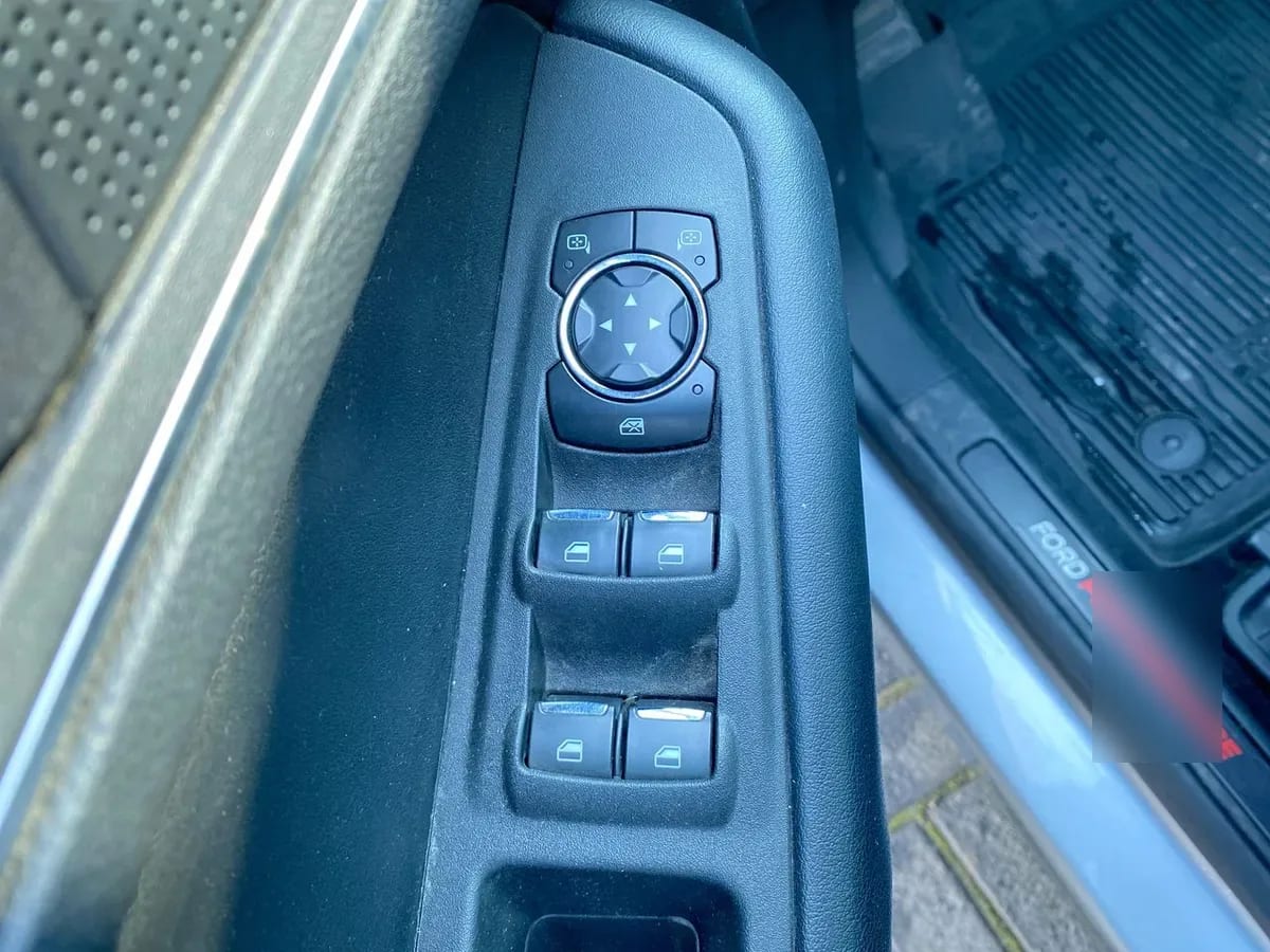 Ford Edge 2.7 St Ecoboost Awd V6 At 5p año 2022