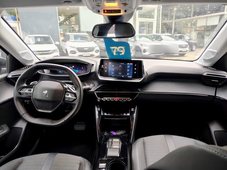 Peugeot 208 1.2 Allure Pack Puretech 130 At año 2024