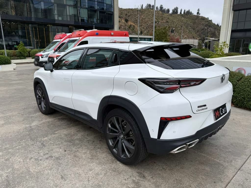 Changan Unit Uni-T Elite año 2022