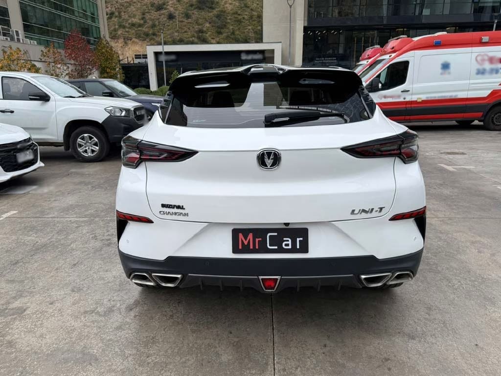 Changan Unit Uni-T Elite año 2022