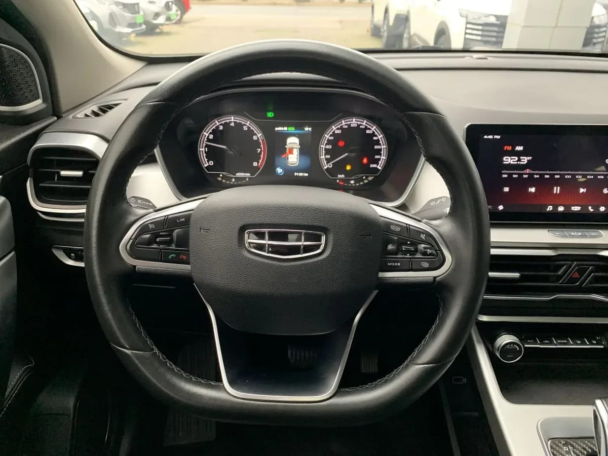 Geely Coolray 1.5 Exclusive At 5p año 2022