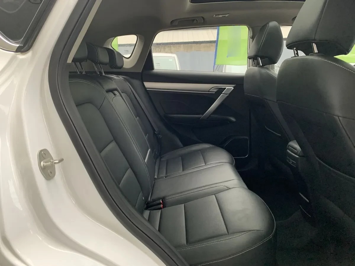 Geely Coolray 1.5 Exclusive At 5p año 2022