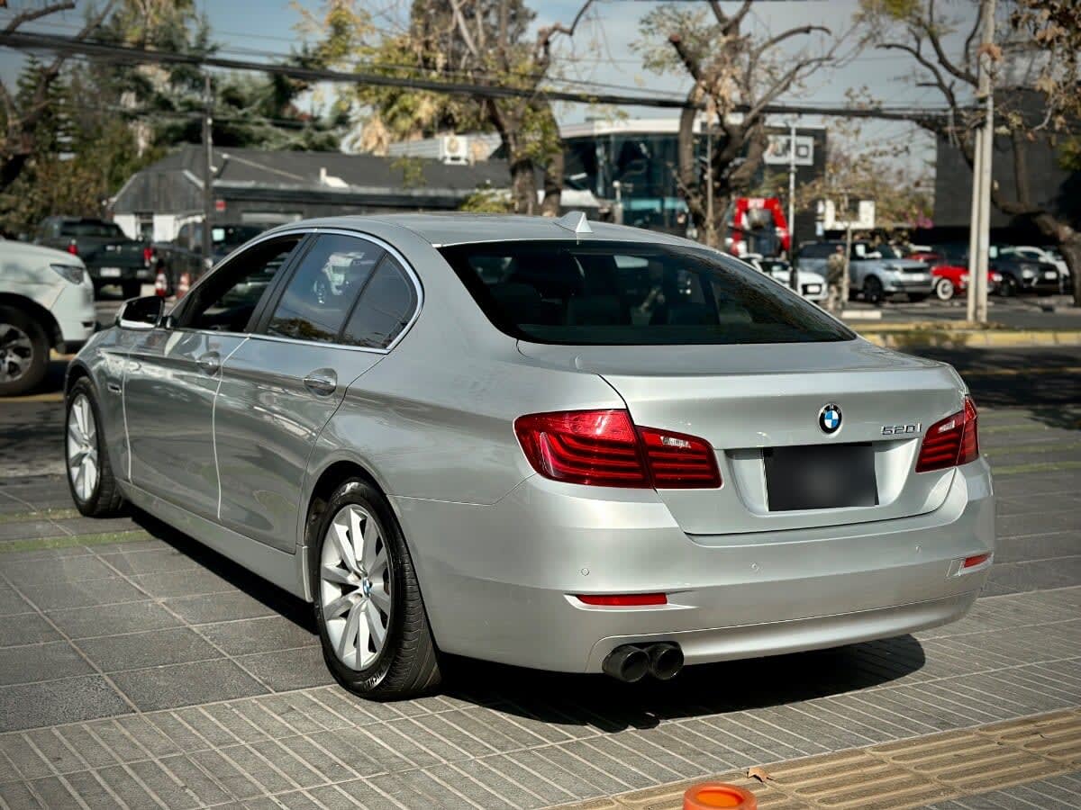 BMW 520i Executive año 2017