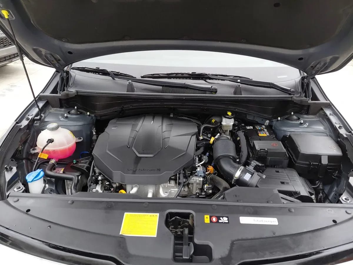 Kia Sportage 2.0 Ex Dies 2wd 8at 5p año 2025