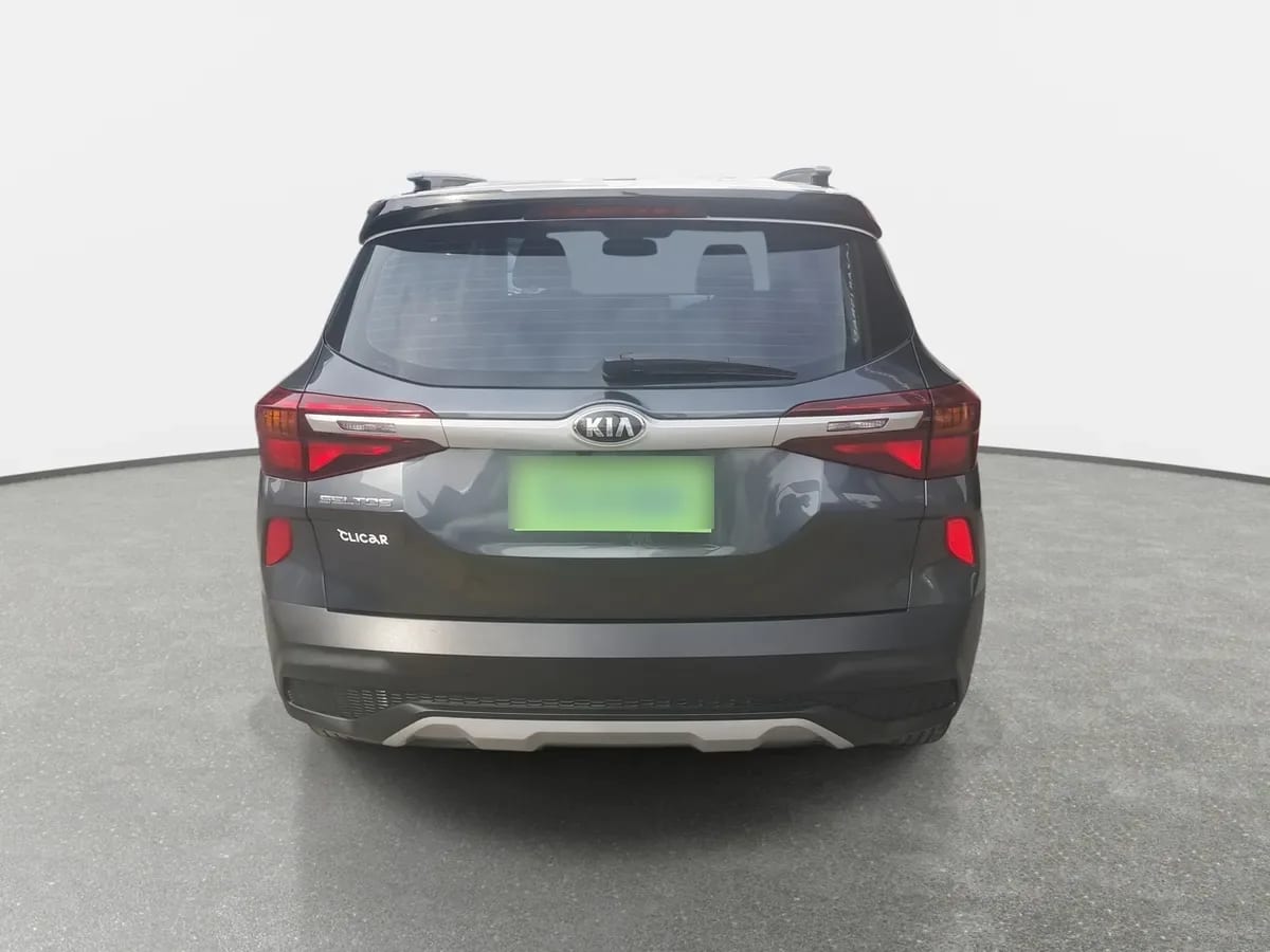 Kia Seltos 1.6 Ex 4x2 6mt 5p año 2021