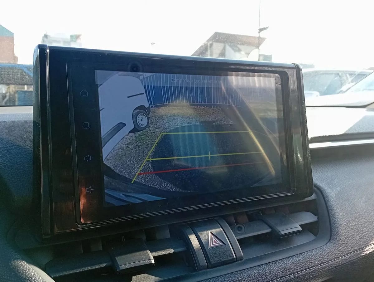 Toyota Rav 4 2.0 Le 4x4 Mt 5p año 2023