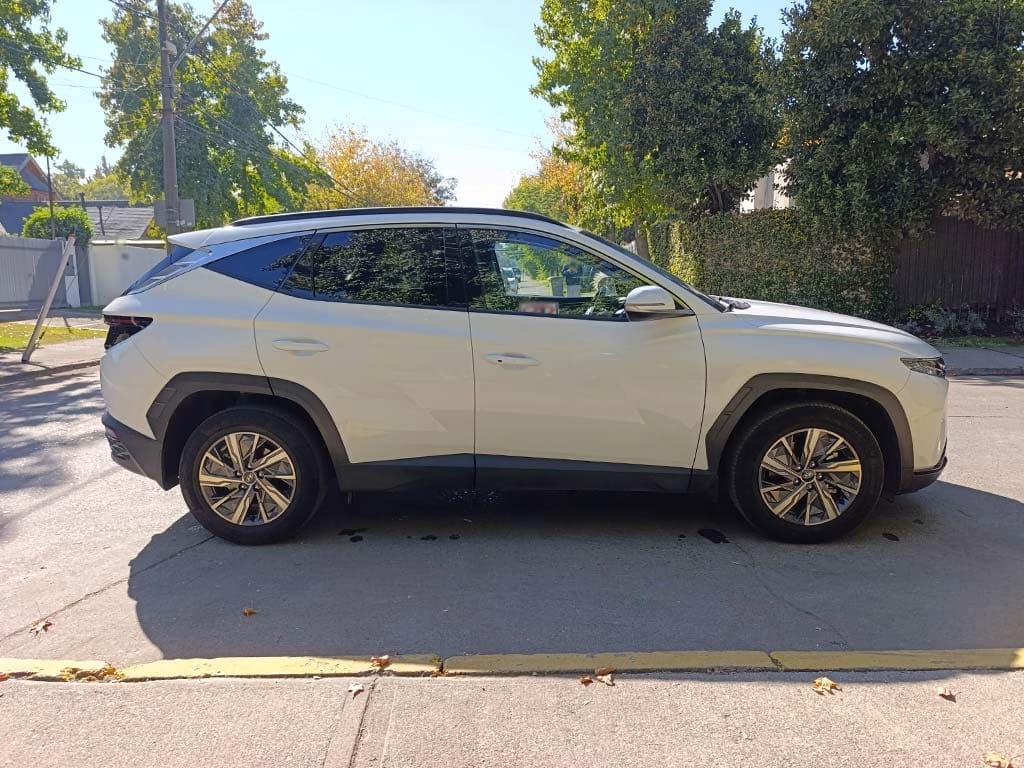 Hyundai Tucson Híbrido año 2023