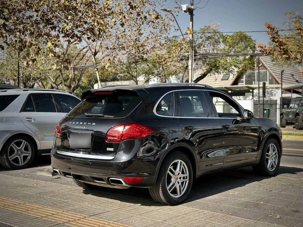 Porsche Cayenne S 4x4 año 2013