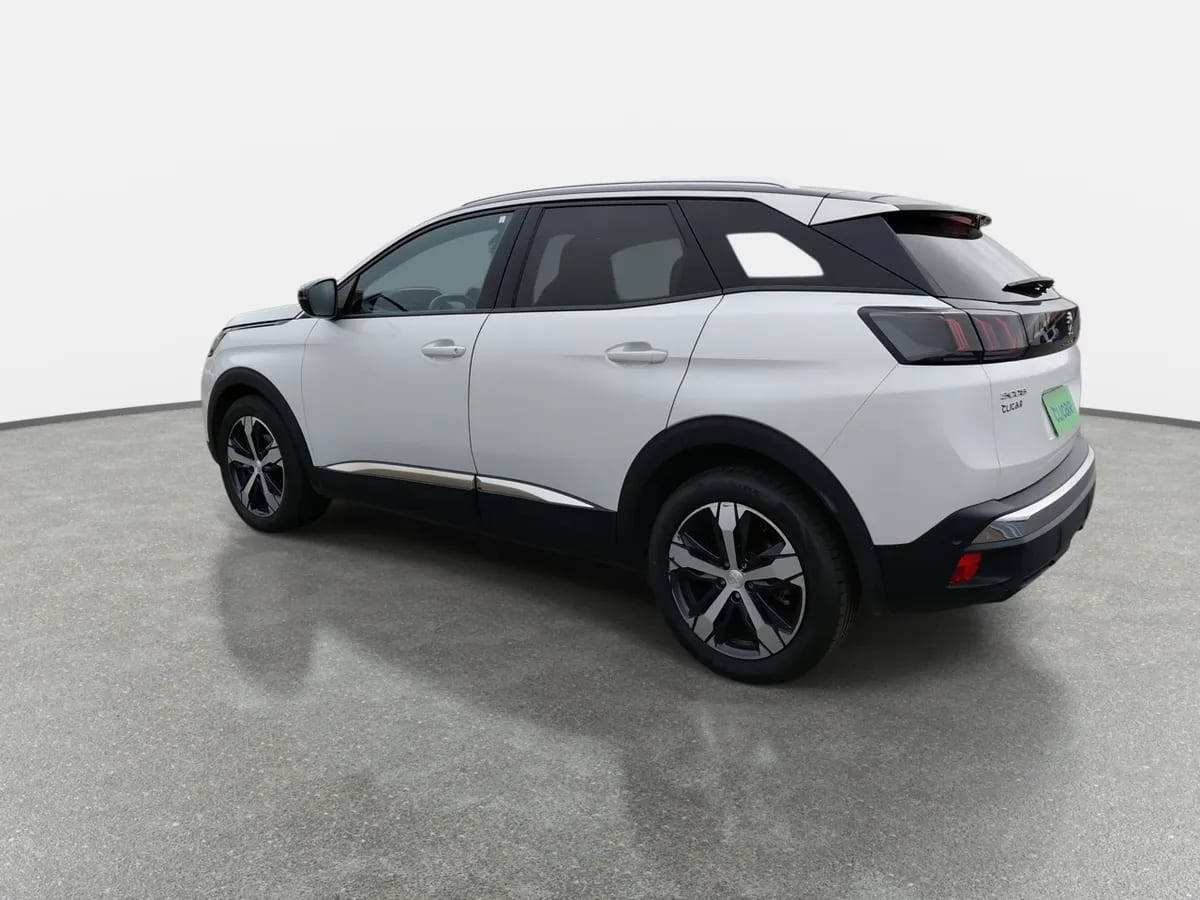 Peugeot 3008 1.5 Allure Pack Bluehdi 130 4x2 Eat8 5p año 2024
