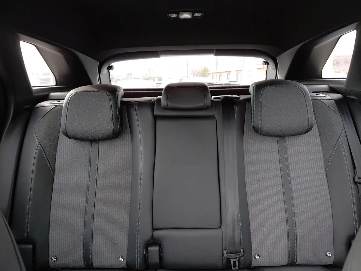 Peugeot 3008 1.5 Allure Pack Bluehdi 130 4x2 Eat8 5p año 2024