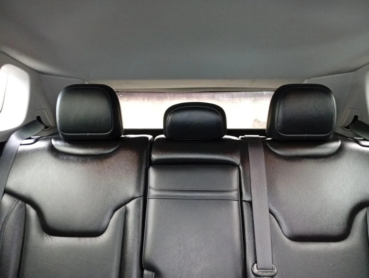 Jeep Compass 2.4 Longitude 4x4 Radio 7 9at 5p año 2019