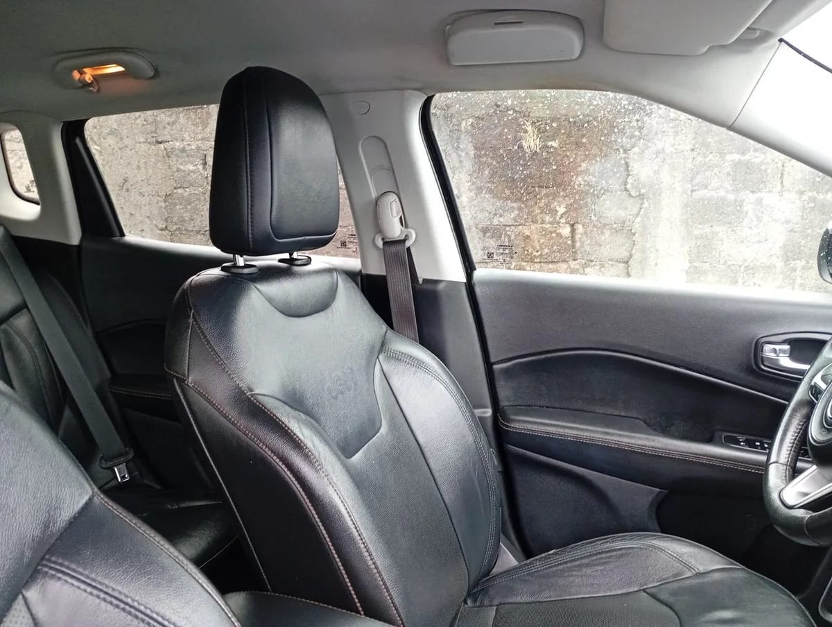 Jeep Compass 2.4 Longitude 4x4 Radio 7 9at 5p año 2019