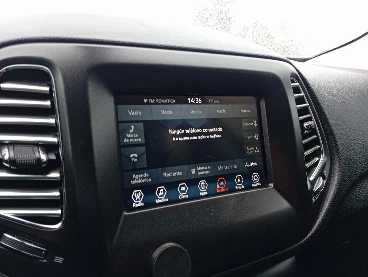 Jeep Compass 2.4 Longitude 4x4 Radio 7 9at 5p año 2019