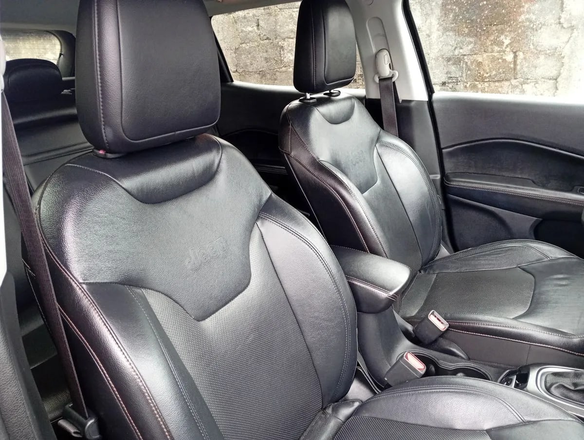 Jeep Compass 2.4 Longitude 4x4 Radio 7 9at 5p año 2019