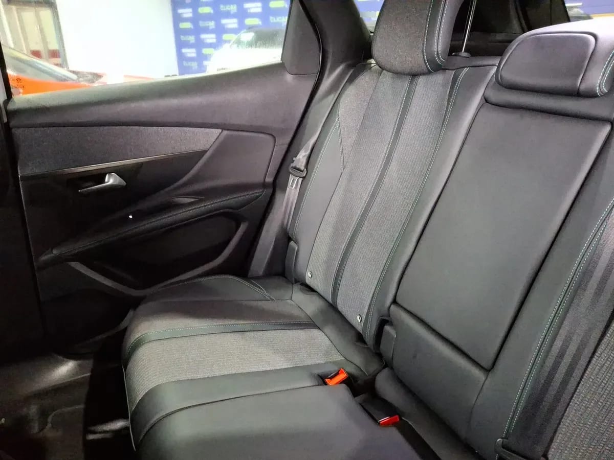 Peugeot 3008 1.6 Allure Pack Thp 165 4x2 Eat6 5p año 2024