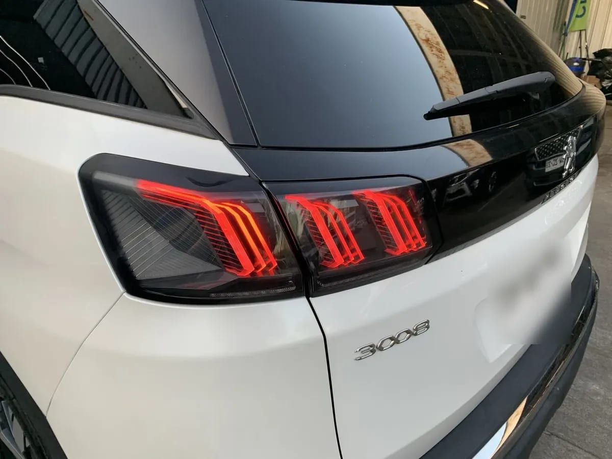 Peugeot 3008 1.6 Allure Pack Thp 165 4x2 Eat6 5p año 2024