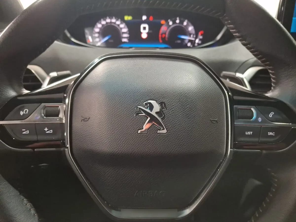 Peugeot 3008 1.6 Allure Pack Thp 165 4x2 Eat6 5p año 2024