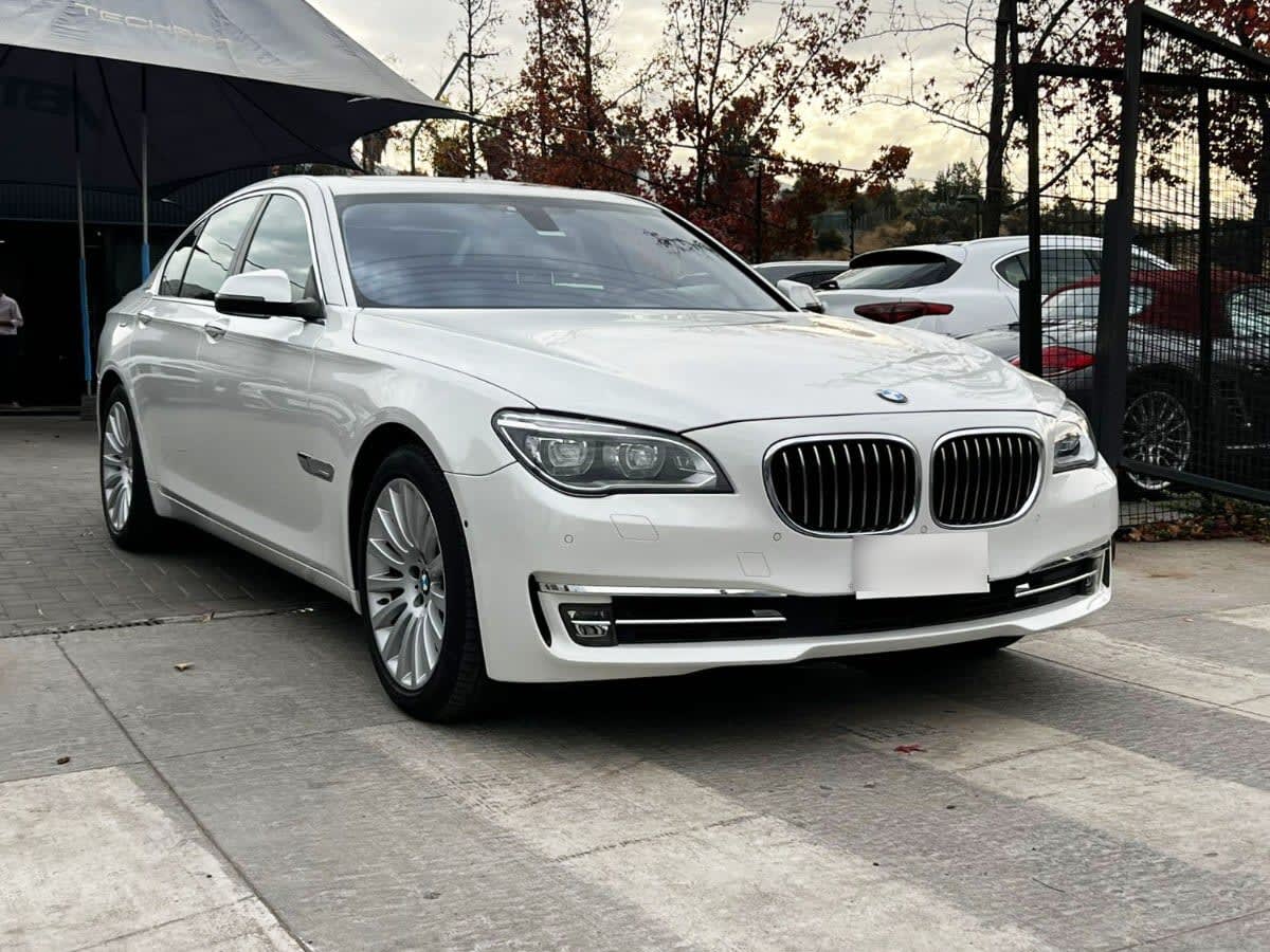 BMW 740 Active Hybrid 7 3.0 año 2014