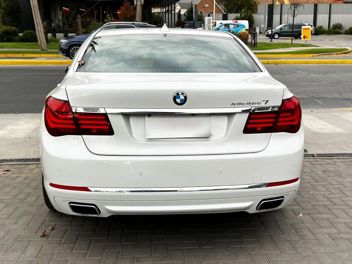 BMW 740 Active Hybrid 7 3.0 año 2014