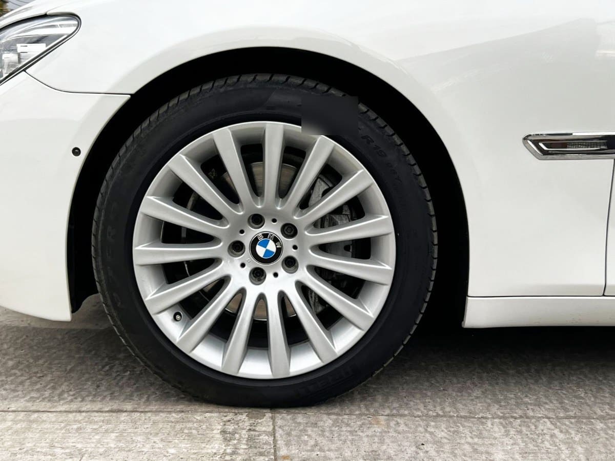 BMW 740 Active Hybrid 7 3.0 año 2014