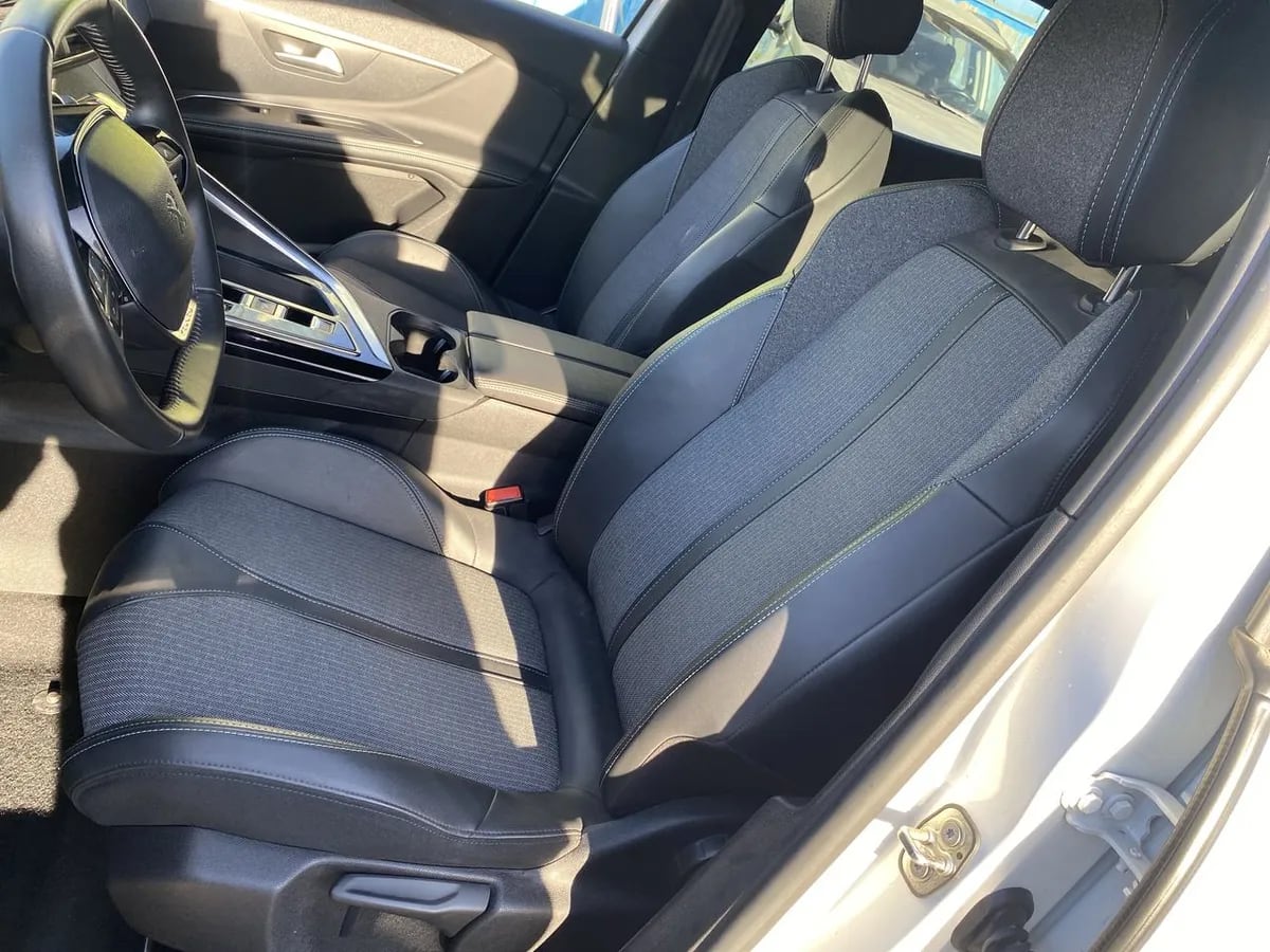 Peugeot 3008 1.6 Allure Pack Thp 165 4x2 Eat6 5p año 2024