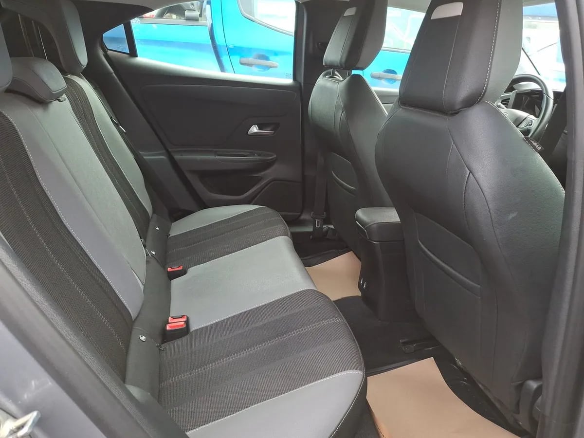 Opel Mokka 1.2t Elegance 4x2 At8 5p año 2024