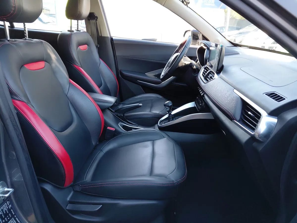 Chevrolet Groove 1.5 Premier P 4x2 Mt 5p año 2024