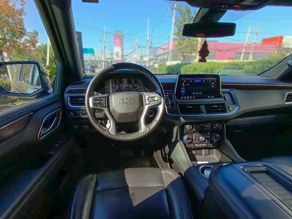 Chevrolet Suburban 4wd Z71 año 2021
