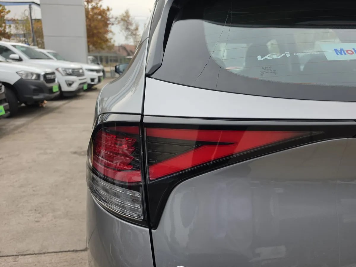 Kia Sportage 2.0 Ex Dies 2wd 8at 5p año 2025