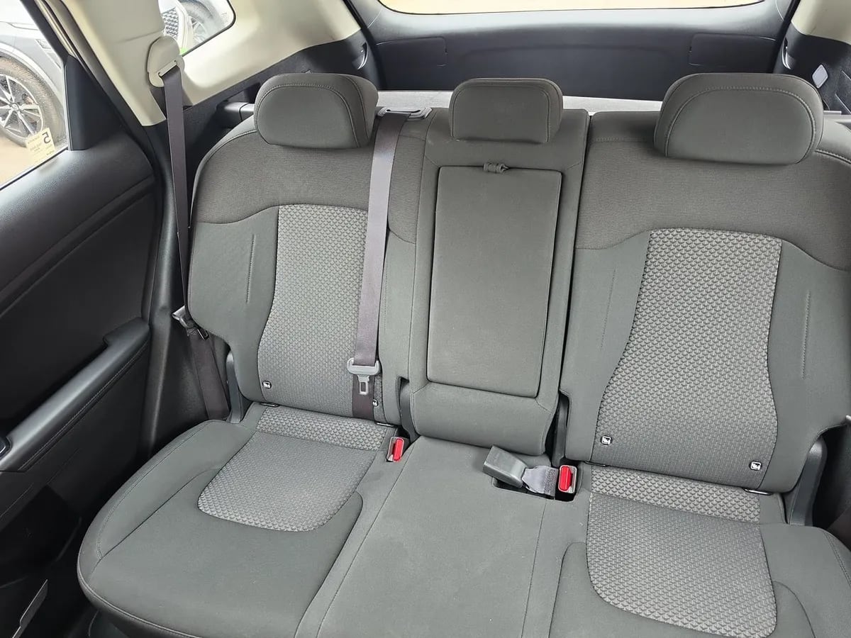 Kia Sportage 2.0 Ex Dies 2wd 8at 5p año 2025