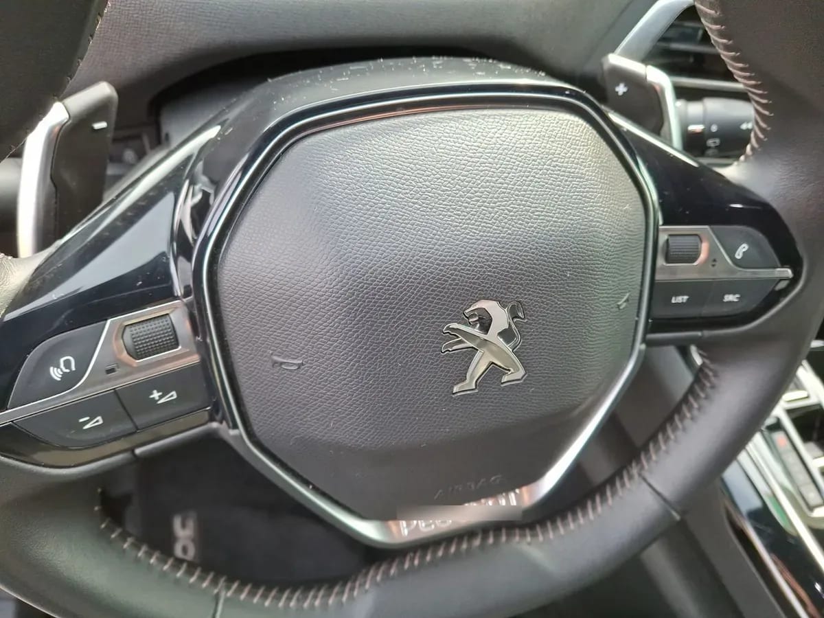 Peugeot 3008 1.6 Allure Pack Thp 165 4x2 Eat6 5p año 2024