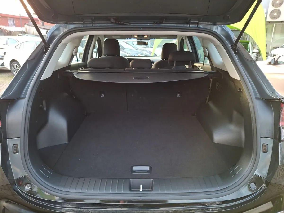 Kia Sportage 2.0 Ex Dies 2wd 8at 5p año 2025